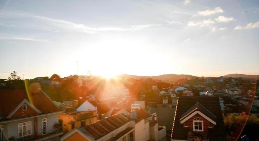 Hoa Sen Vang Hotel Dalat Luaran gambar