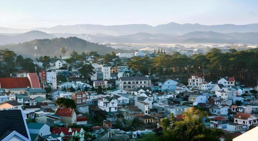 Hoa Sen Vang Hotel Dalat Luaran gambar